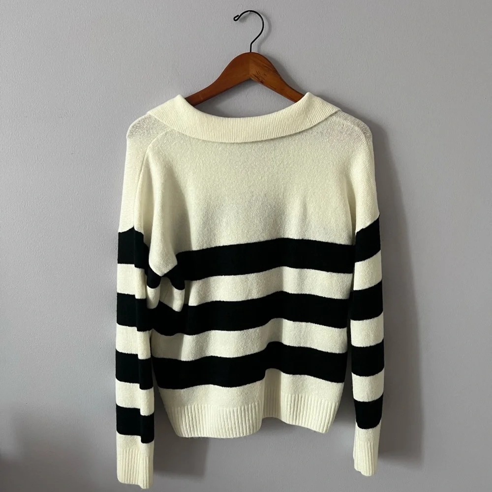 Vince Camuto Black & Cream Striped V‑Neck Collared Sweater - Picture 5 of 6